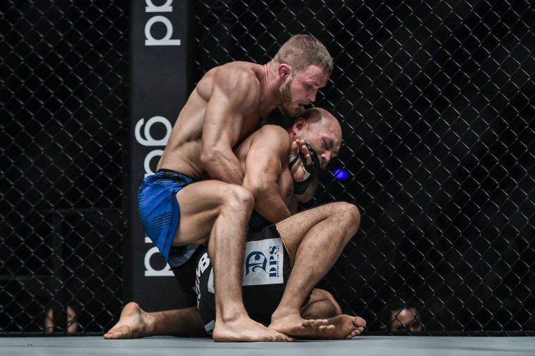 Vitaly Bigdash ASH 3302 768x511