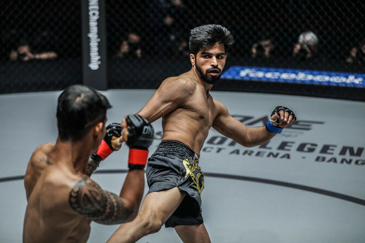 Himanshu Kaushik Drops The Hammer, Knocks Out Egi Rozten ONE