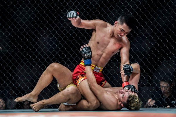 Oscar Yaqut YK 4625 600x400