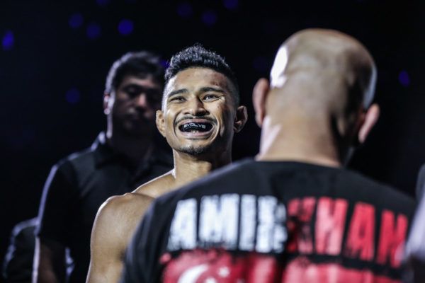 Amir Khan 190222SG DW 1051 600x400
