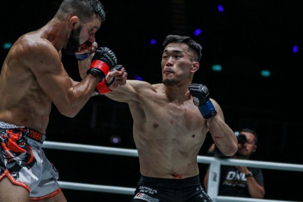 Yoshiki Nakahara DC 9890 600x400