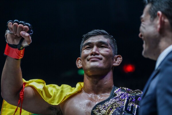 one world champion aung la n sang