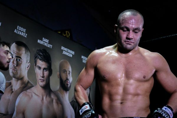 EddieAlvarez_OW_2 600x400