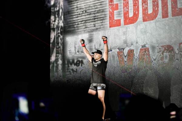 Eddie Alvarez DSC_9791 600x399