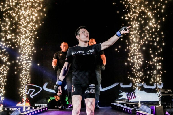 Shinya Aoki VII_0830 600x400