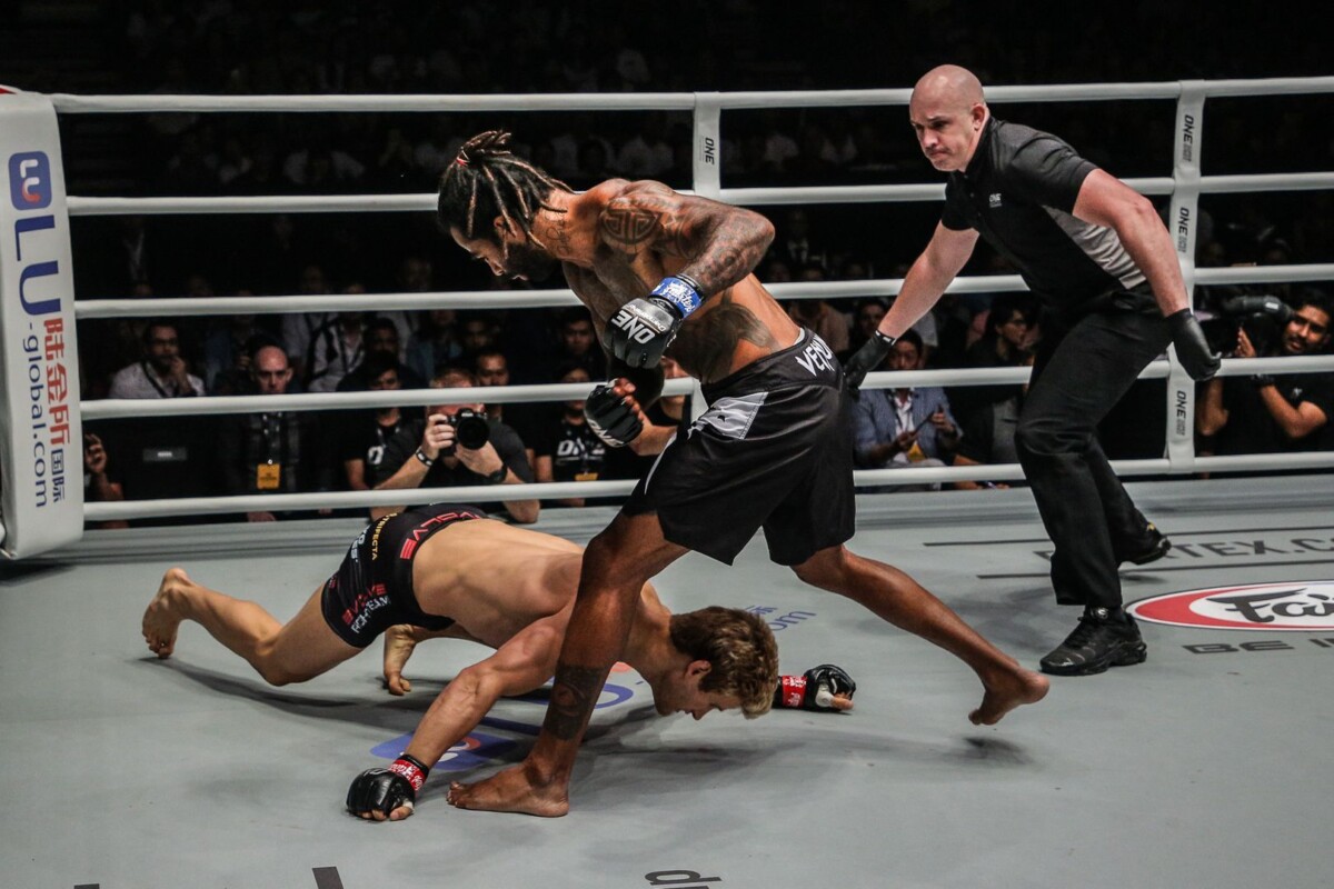 Cosmo Alexandre Knocks Out Sage Northcutt In 29 Seconds ONE