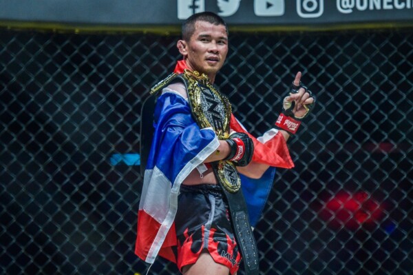 ONE Bantamweight Muay Thai World Chamion Nong-O Gaiyanghadao