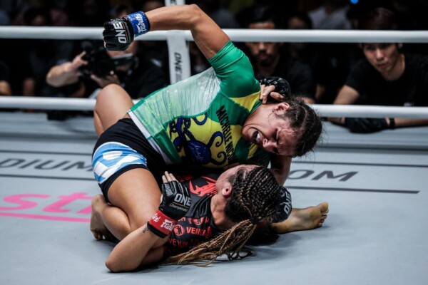 Michelle Nicolini Shows Grappling Greatness To Defeat Angela Lee