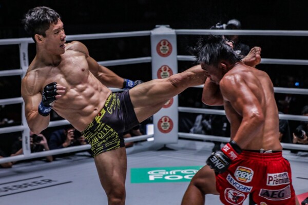"Crazy Dog" Dae Sung Park lands a left high kick on Honorio "The Rock" Banario at ONE: DAWN OF HEROES