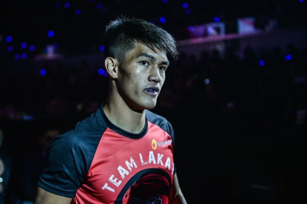 Philippine martial artist Danny Kingad makes his ring walk at ONE: DAWN OF HEROES