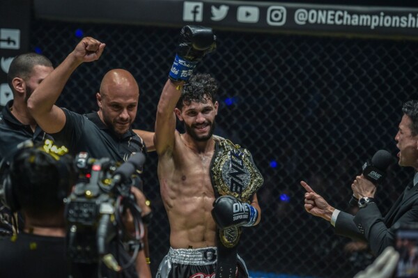 Ilias Ennahachi DREAMS OF GOLD YK4_7252 600x399