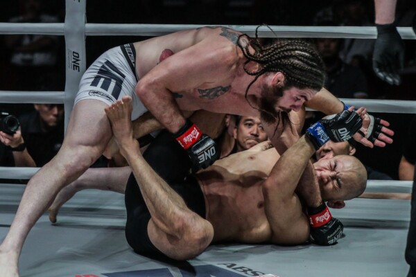American martial arts star James Nakashima unleashes ground and pound on Yushin Okami