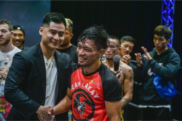 Lito Adiwang red defeats Anthony Do blue by decision at ONE WARRIOR SERIES 7One Warrior Series Aug 2019 601 768x512