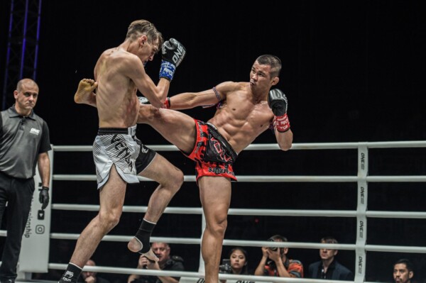 Nong O Gaiyanghadao defeats Brice Delval at ONE IMMORTAL TRIUMPH YK 9922 600x399