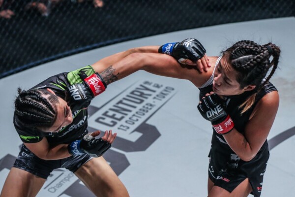 Angela Lee defeats Xiong Jing Nan at ONE CENTURY DC DUX_2582 600x400