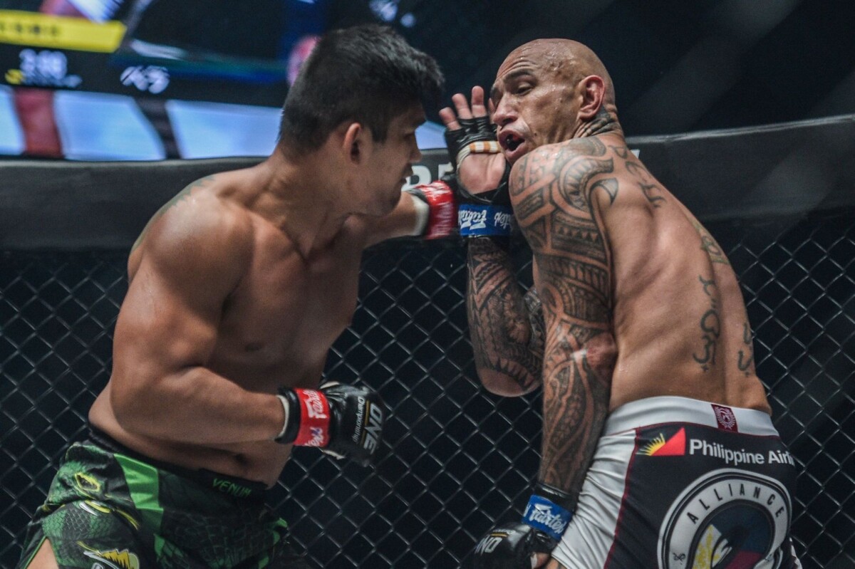 Aung La N Sang defeats Brandon Vera at ONE CENTURY PART II