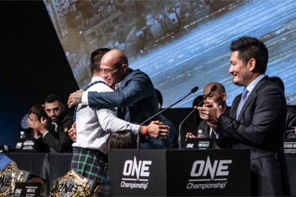 Brandon Vera and Aung La N Sang embrace