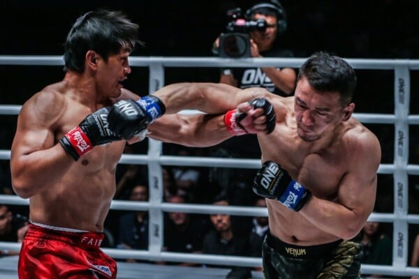 Eduard Folayang takes on Amarsanaa Tsogookhuu at ONE: MASTERS OF FATE in Manila, Philippines