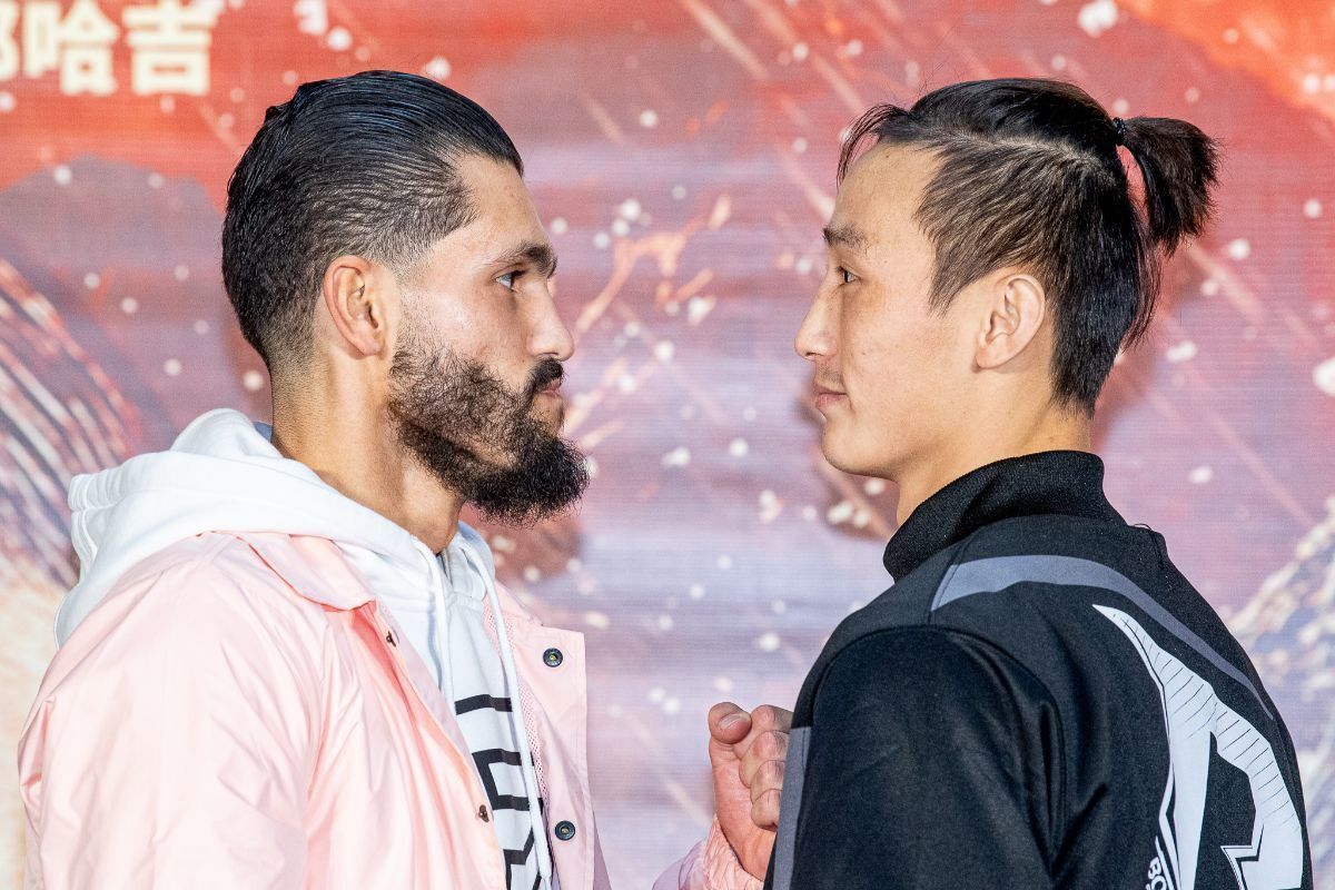 Ilias Ennahachi faces off with Wang Wenfeng at the ONE AGE OF DRAGONS Open Workout BBB_2807