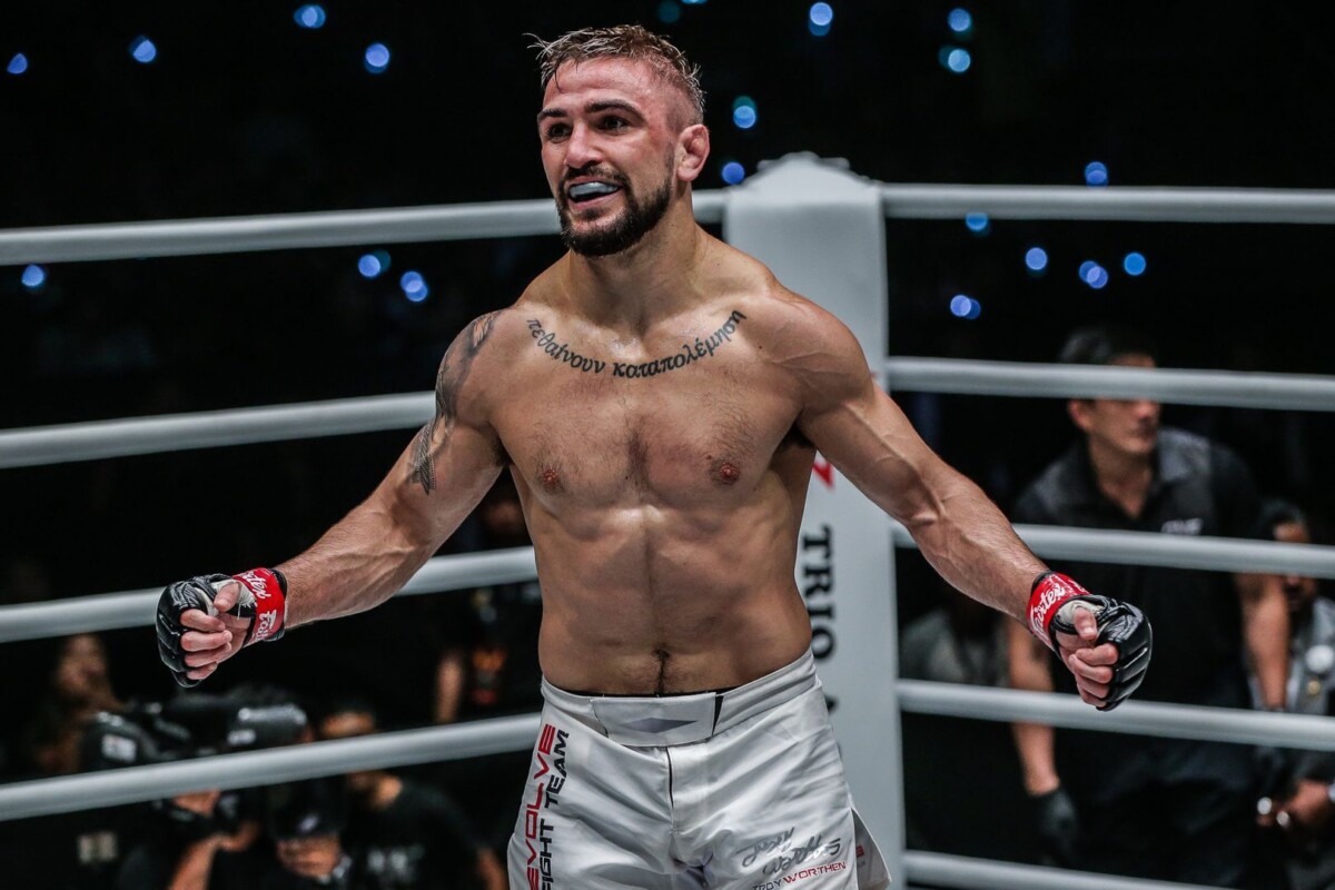 Troy Worthen defeats Chen Lei at ONE EDGE OF GREATNESS