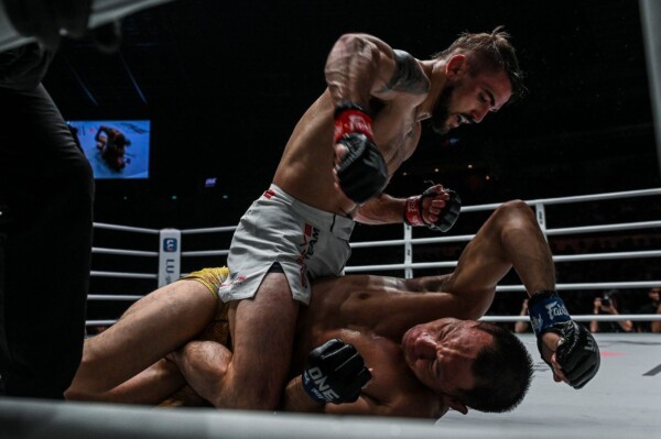 Troy Worthen defeats Chen Lei at ONE EDGE OF GREATNESS YKZ_0523 1 600x399