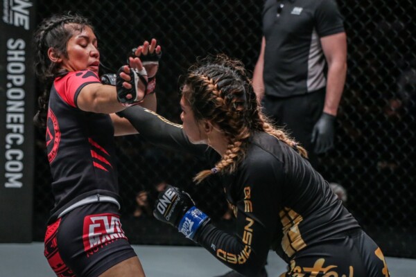 Denice Zamboanga defeats Jihin Radzuan at ONE MARK OF GREATNESS DC 2122 600x400