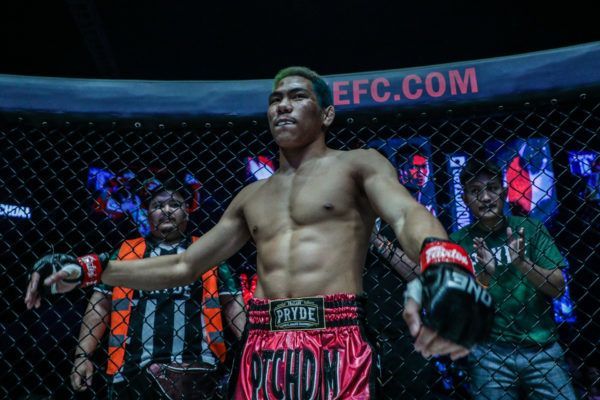 Muay Thai fighter Petchdam Petchyindee Academy is ready for his fight