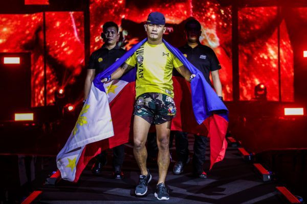 Filipino MMA fighter Roel Rosauro enters the arena