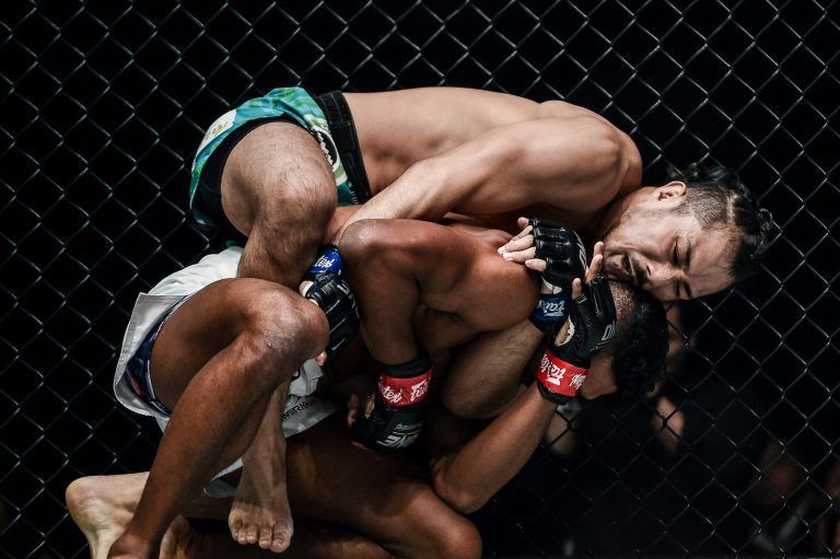 Kimihiro Eto submits Amir Khan ONE KING OF THE JUNGLE
