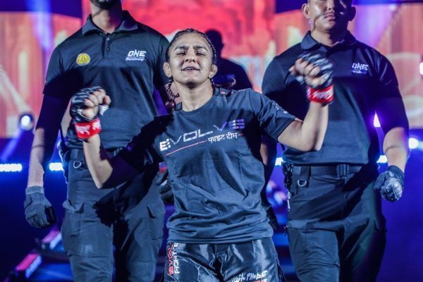 Indian wrestling sensation Ritu Phogat dances her way to the Circle