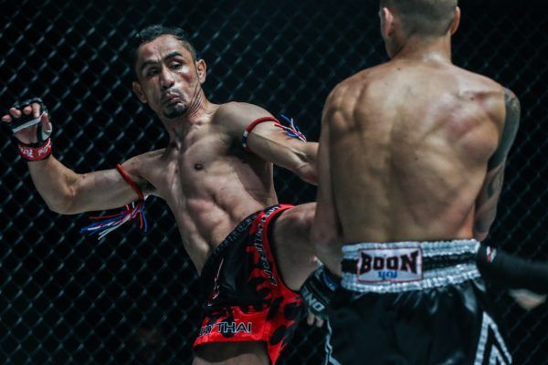 Sam-A Gaiyanghadao defeats Rocky Ogden ONE KING OF THE JUNGLE