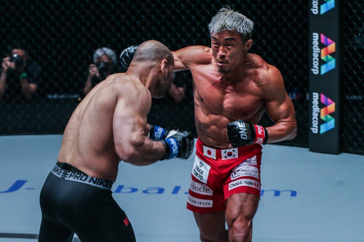 Yoshihiro Akiyama matched Sherif Mohamed's aggression with a returning right hand at ONE: KING OF THE JUNGLE.