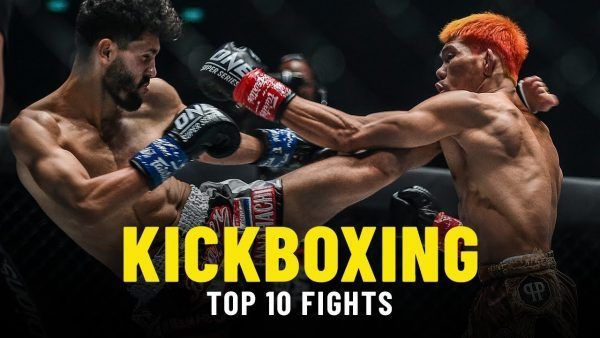 Ilias Ennahachi lands a left high kick on Petchdam Petchyindee Academy at ONE: DREAMS OF GOLD in Bangkok.