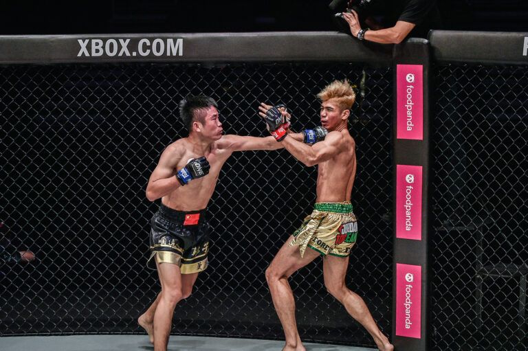 Bantamweight Muay Thai stars Mohammed Bin Mahmoud and Han Zi Hao fight at ONE: REIGN OF DYNASTIES II