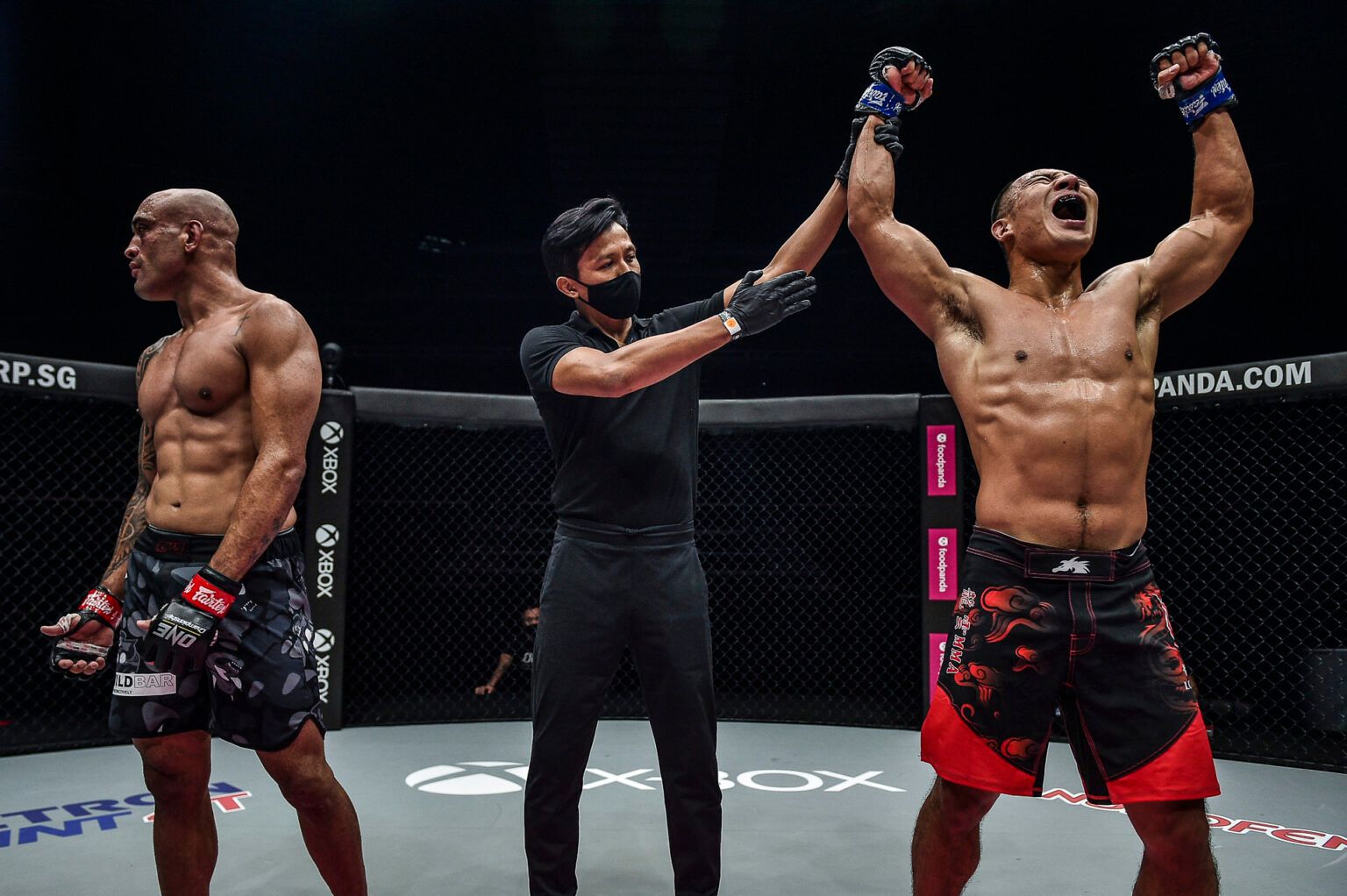 Fan Rong Uses Boxing, Takedown Defense To Beat BJJ Legend Simoes - ONE ...
