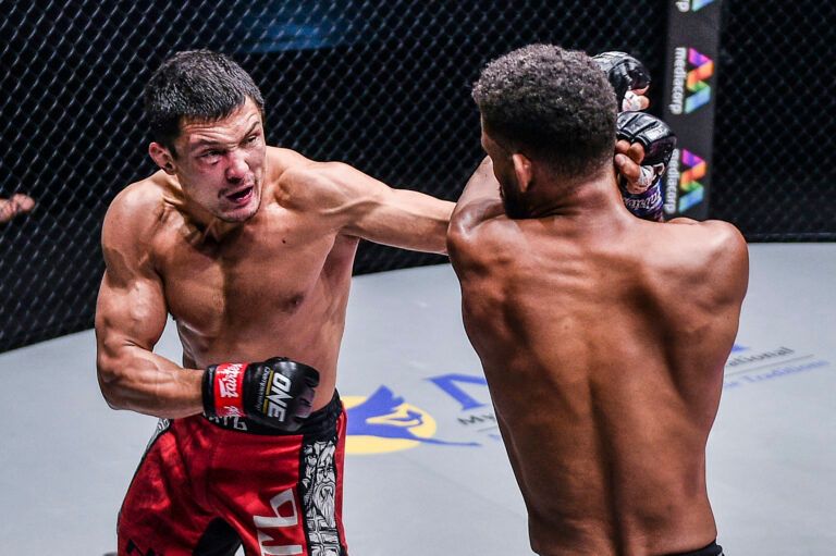 Russian MMA star Timofey Nastyukhin fights Dutch kickboxing Pieter Buist at ONE: INSIDE THE MATRIX II in Singapore