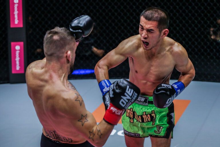 Kickboxers Andy Souwer and Zhang Chunyu fight at ONE: BIG BANG