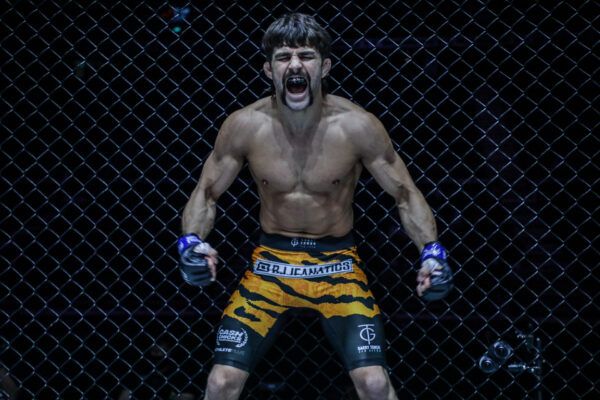 MMA stars Garry Tonon and Koyomi Matsushima fight at ONE: BIG BANG