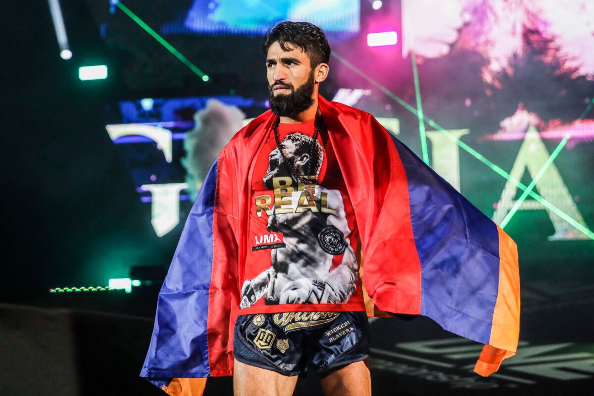 Kickboxers Marat Grigorian and Ivan Kondratev fight at ONE: BIG BANG
