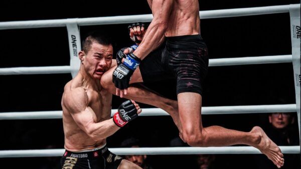 10 devastating knee knockouts in one championship 600x338