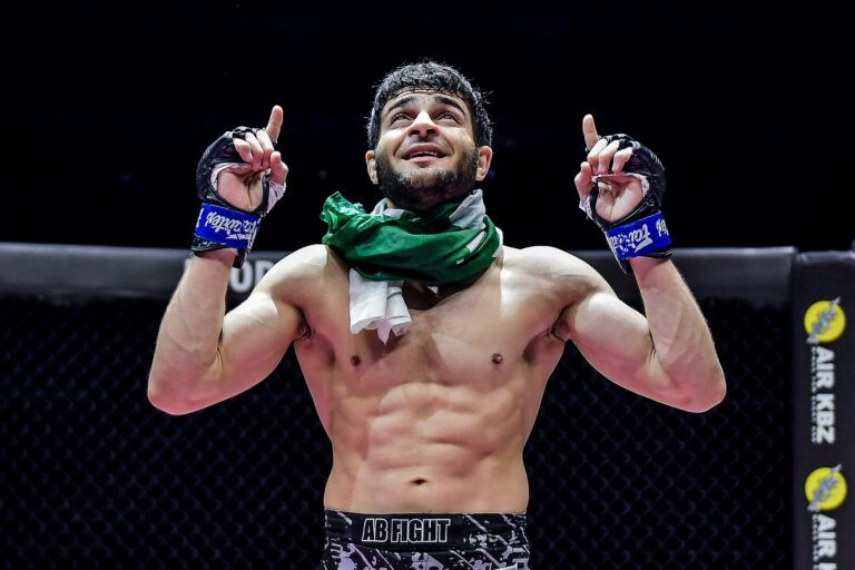 Pakistan's Ahmed Mujtaba and India's Rahul Raju engage in an MMA fight at ONE: UNBREAKABLE III on 5 February 2021