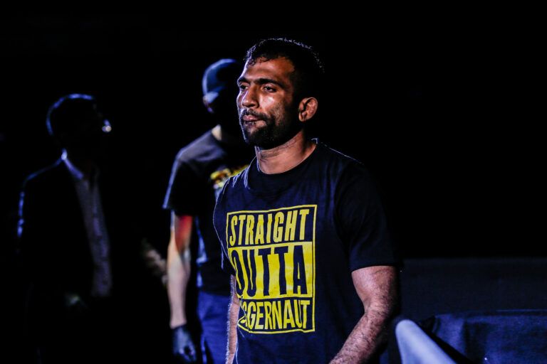 Indian MMA fighter Rahul Raju makes his entrance