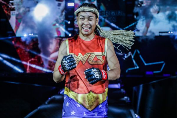 Thai phenom Wondergirl makes the walk to the Circle