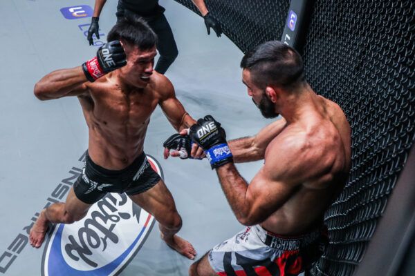 MMA fight: Mark Fairtex Abelardo fights Emilio Urrutia at ONE: FISTS OF FURY II