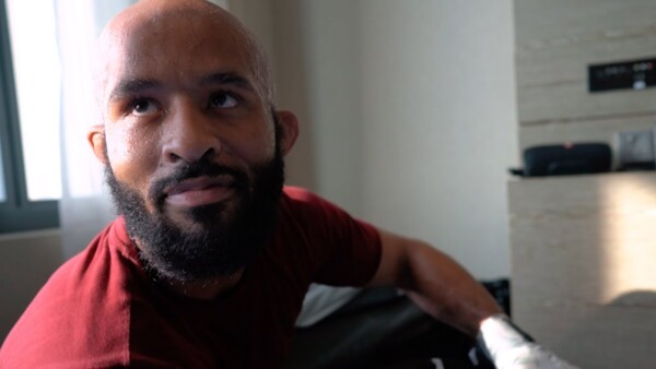 one on tnt i vlog demetrious johnson eddie alvarez rodtang more 600x338