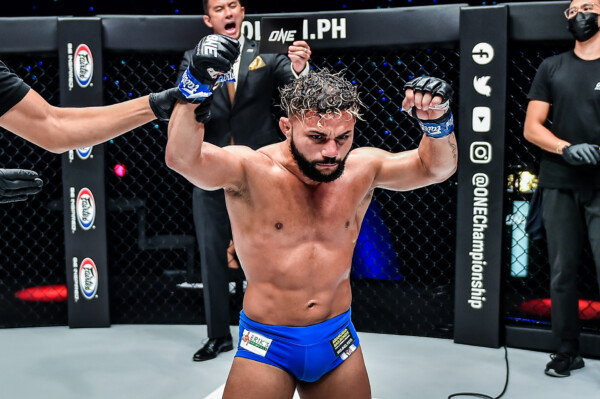 Pictures from the match between Gustavo Balart and Ryuto Sawada