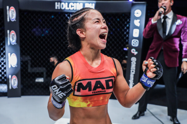 Pictures from the fight between Seo Hee Ham and Denice Zamboanga from ONE: EMPOWER