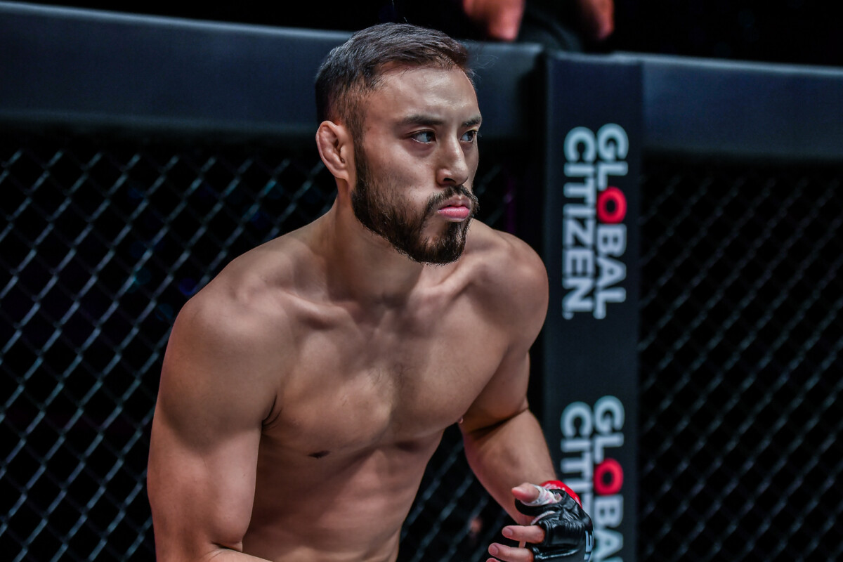 Pictures from the fight between James Yang and Roel Rosauro from ONE: REVOLUTION