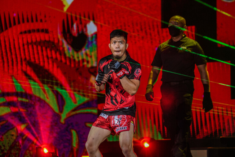 Pictures from the fight between Lito Adiwang and Hexigetu at ONE: REVOLUTION