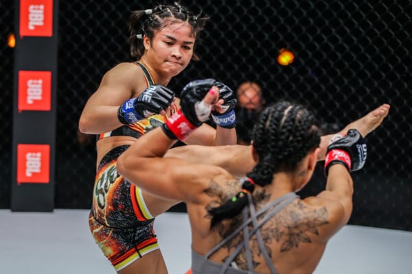 Pictures from the fight between Stamp Fairtex and Alyona Rassohyna from ONE: EMPOWER